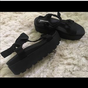 Steve Madden Platform Sandals